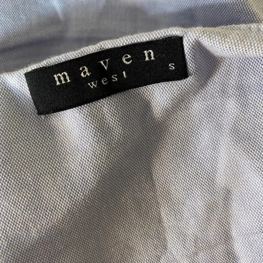 Maven West blue chambray ruffle top size small - Picture 7 of 9
